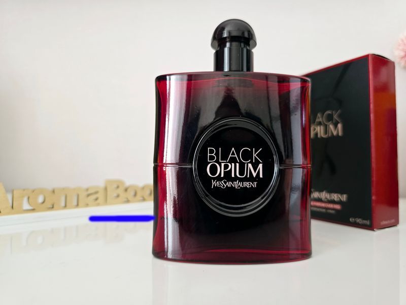 Yves Saint Laurent Black Opium Over Red ОСТАТОК Зал-018 фото